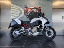 DUCATI MULTISTRADA V4S